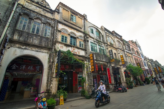 �����������V������������