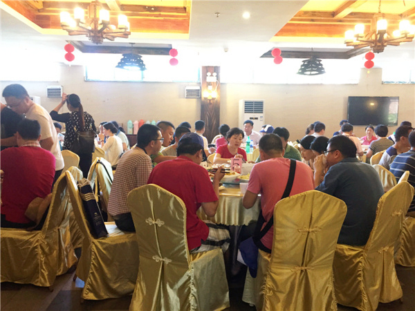 ���h�Ӵ����V�������������������h(hu��n)����H������